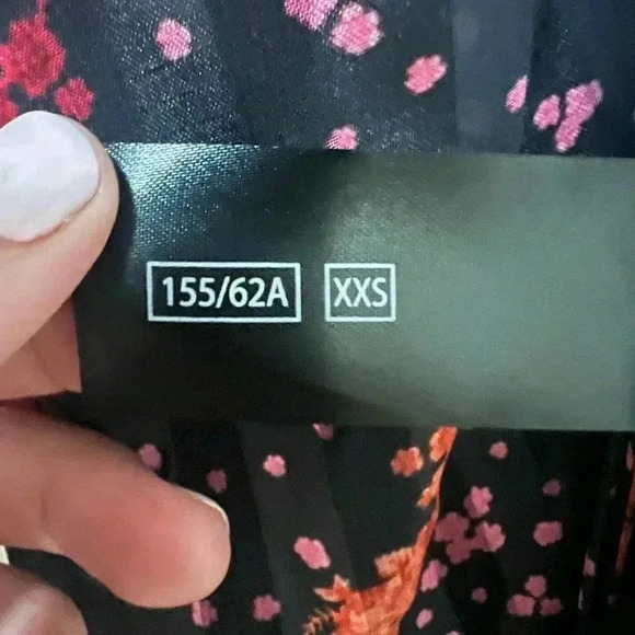 NWOT Revolve C/MEO Significant Dress in Black Rose
Size XXS Holiday Maxi Dress - Picture 6 of 8